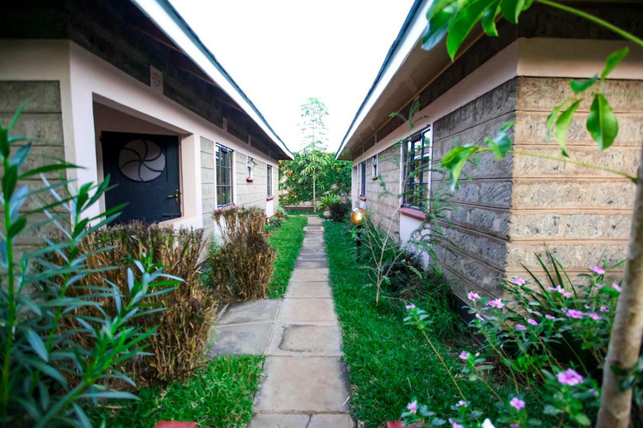 Maya Gardens Sagana Resort Esterno foto